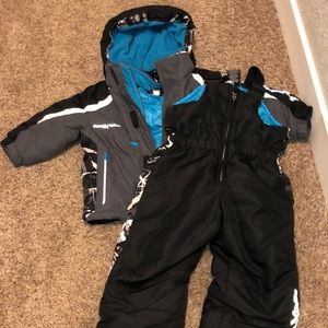 Boys 2t coat and matching snow pants